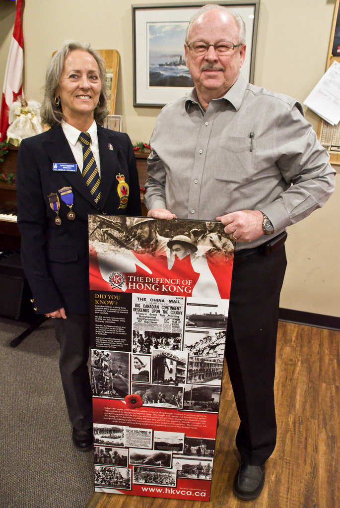 Len Cotton presents the HKVCA commemorative Plaque to Barb Hebner, president of the Westbank Legion Branch #288 on December 11, 2018. Photo courtesy of The Westside Weekly